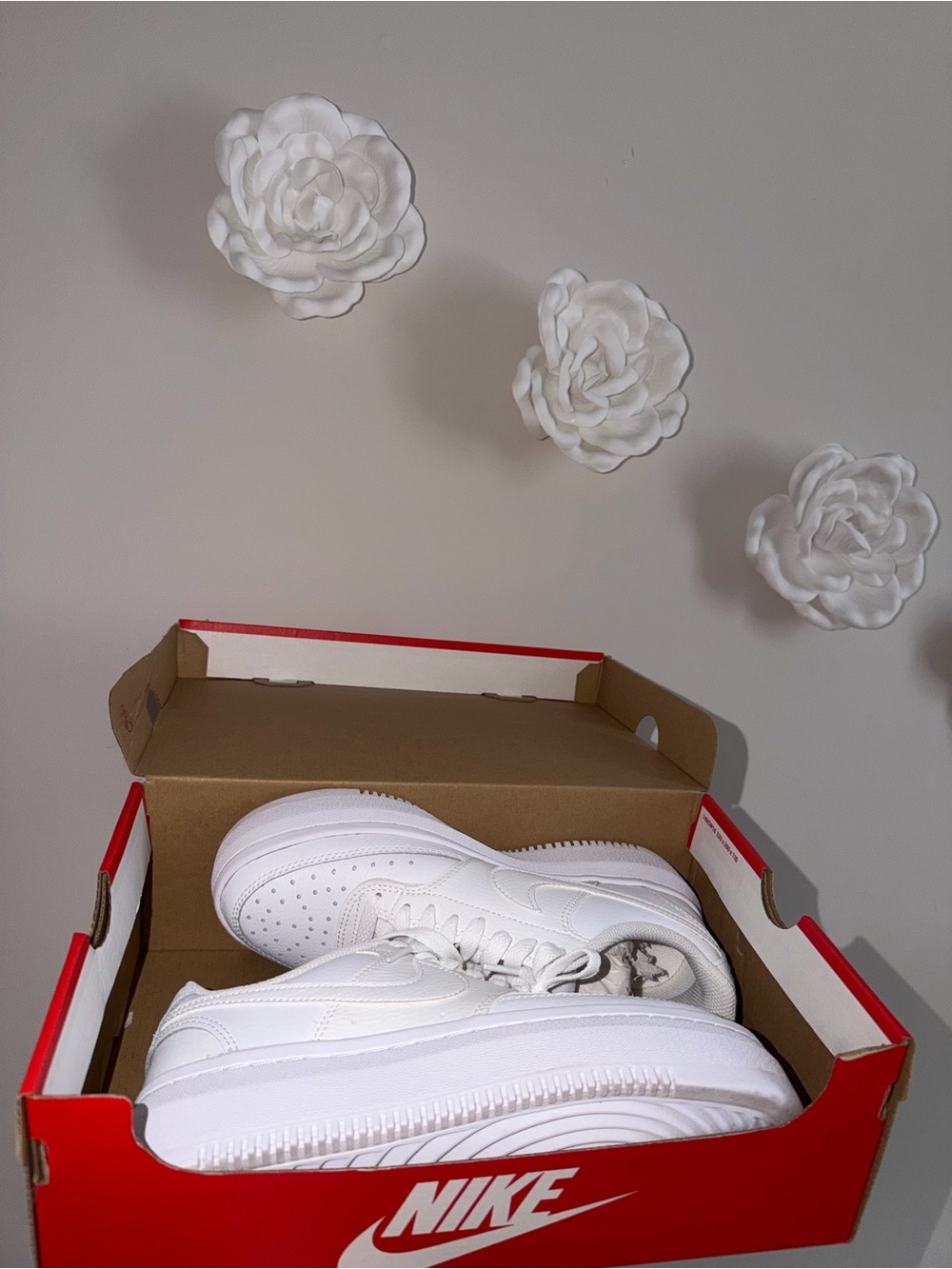 Nike White Low-Top Platform Sneakers - Picture 5 of 6